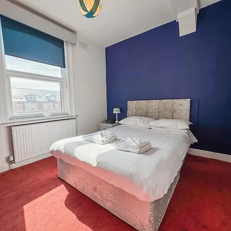 Delmont Hotel Scarborough Buitenkant foto