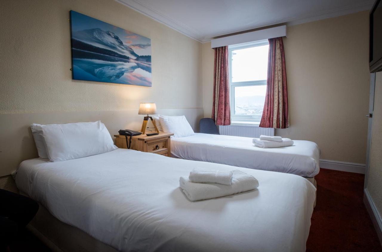 Hotel Delmont