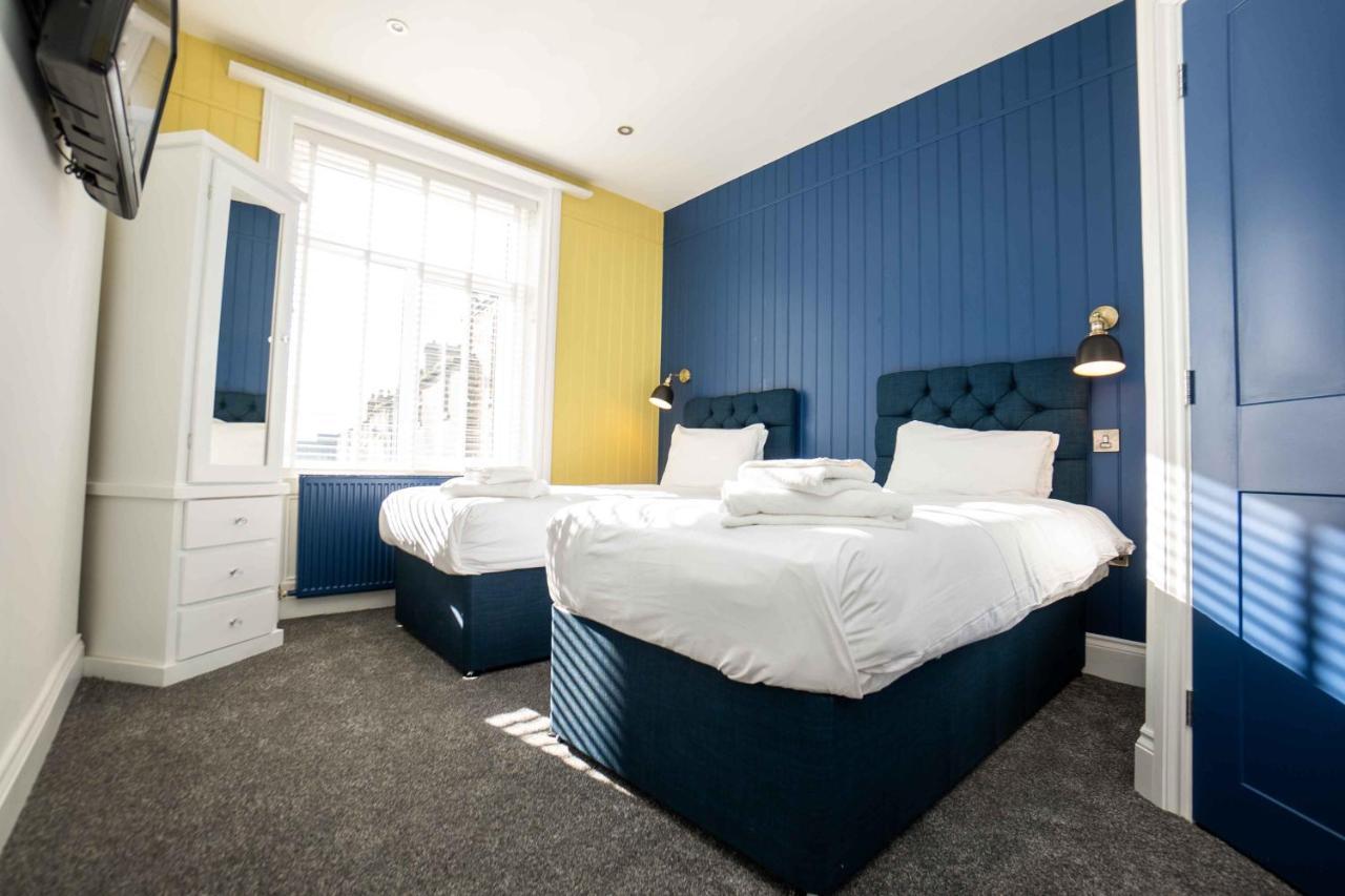 Delmont 3* Scarborough
