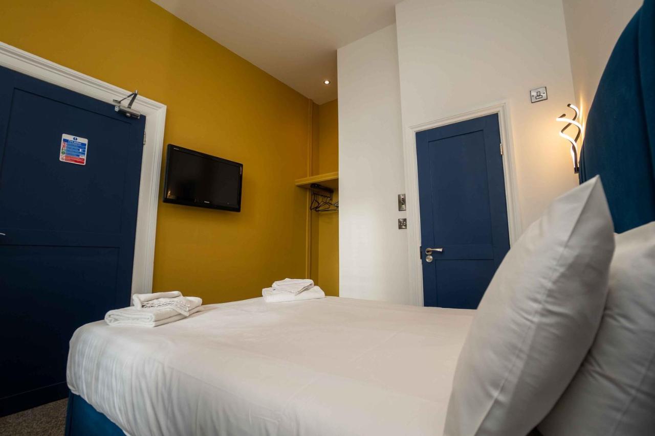 Delmont Hotel Scarborough
