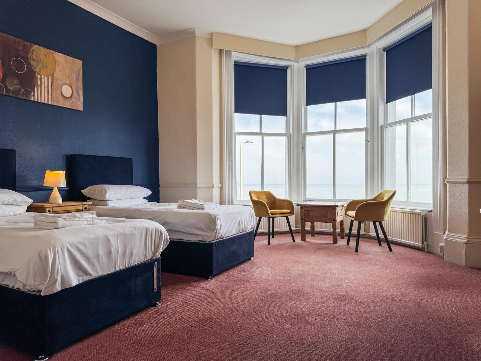Delmont & View Restaurant 3* Scarborough