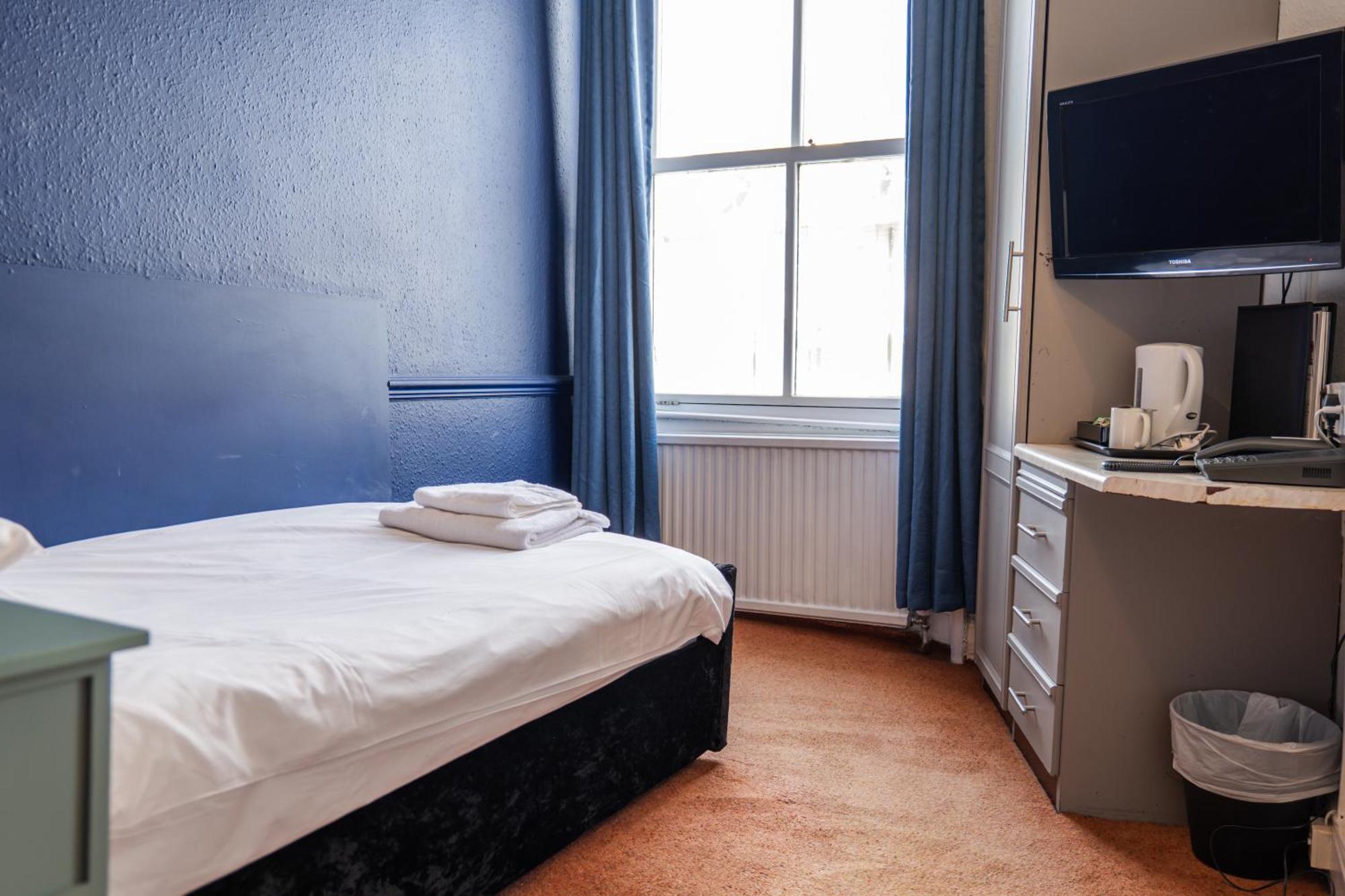 Hotel Delmont