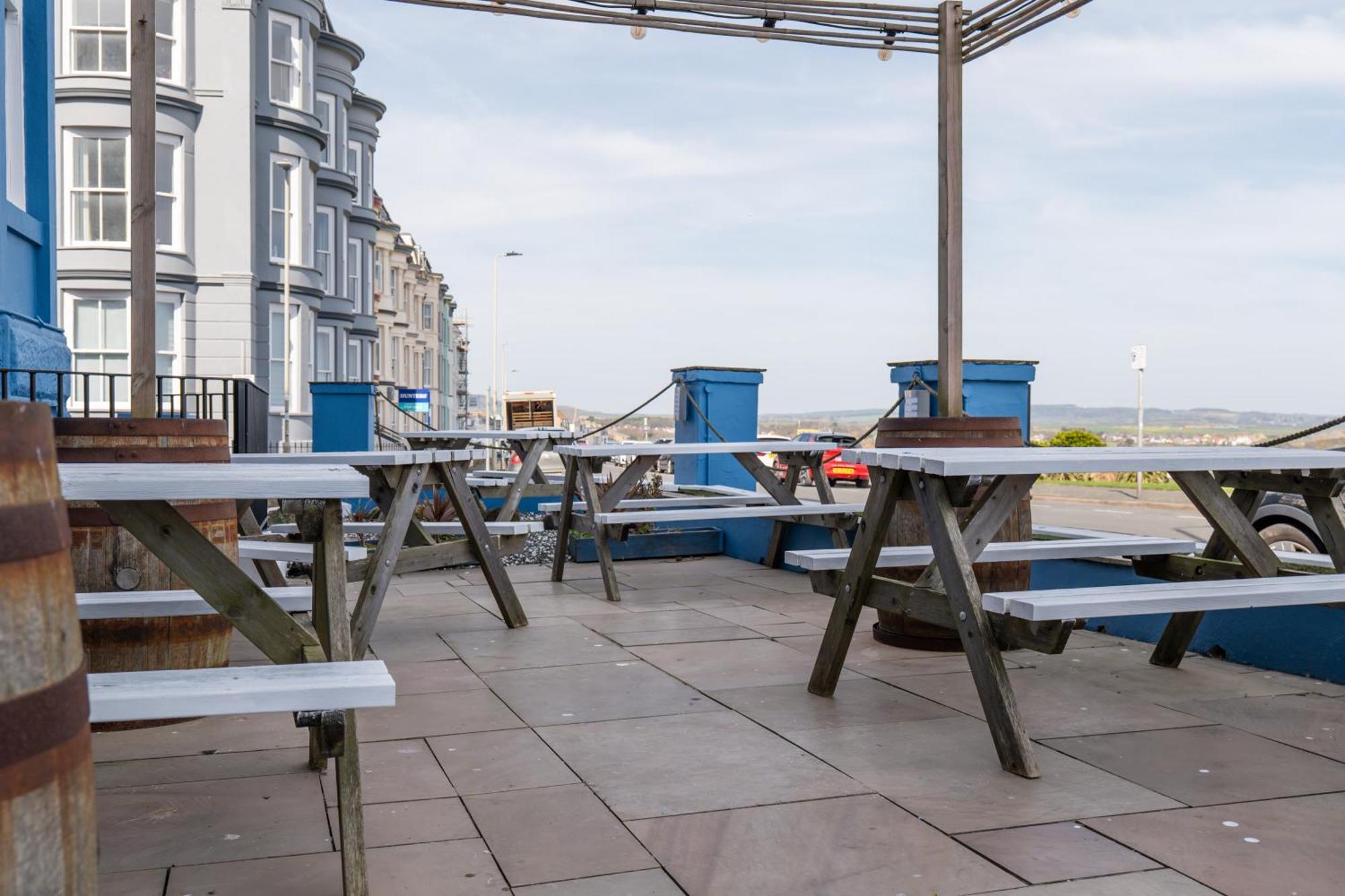 Hotel Delmont