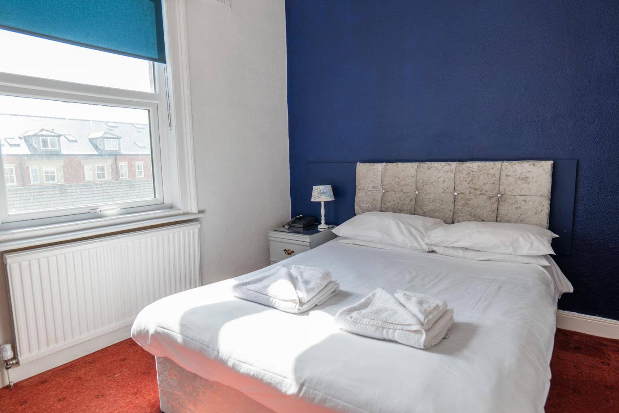 Hotel Delmont Scarborough